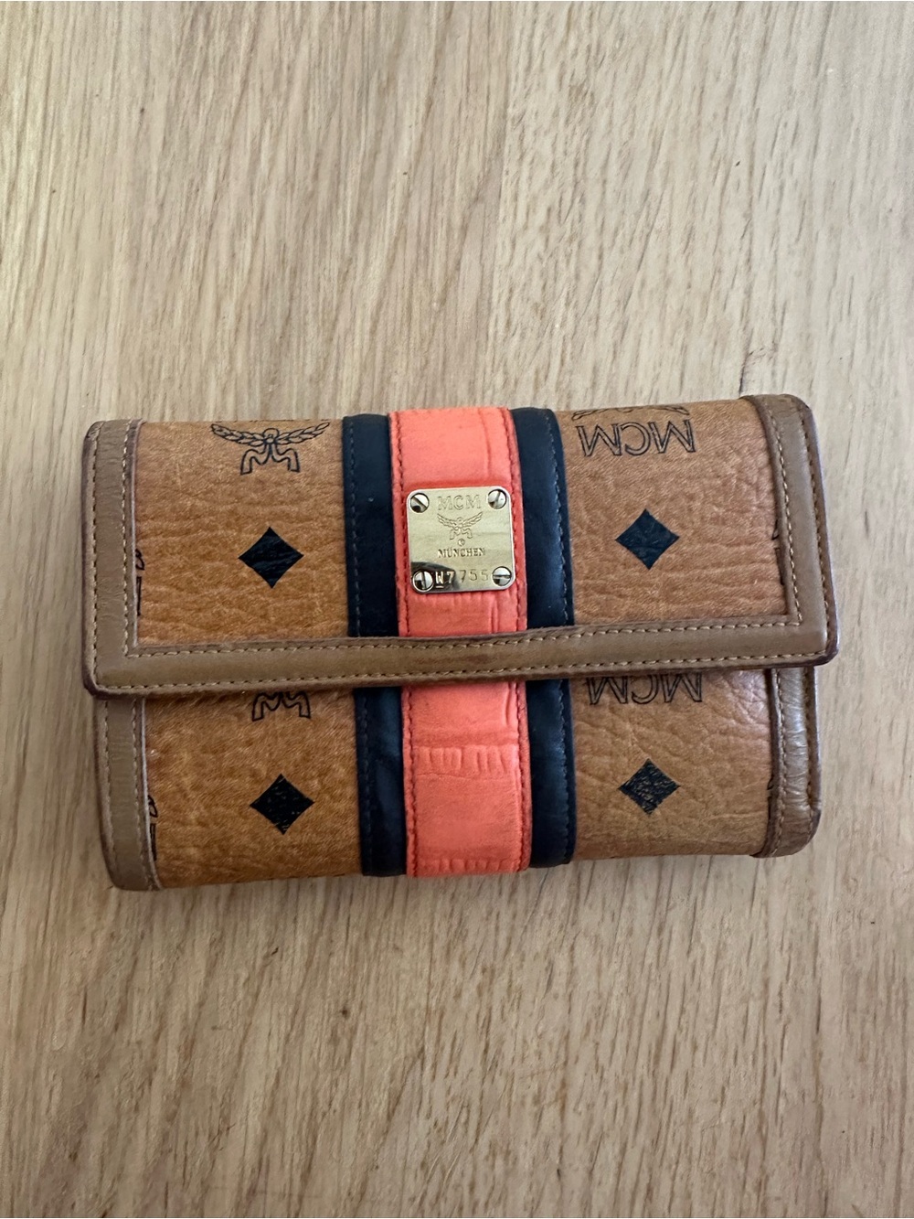 MCM tri-fold short wallet